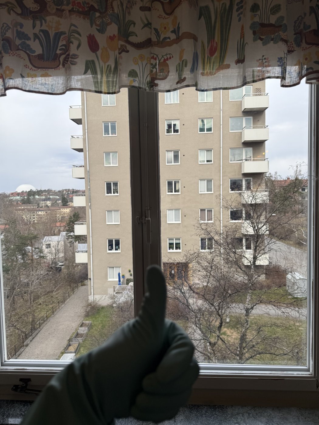 Nöjd kund — tummen upp!